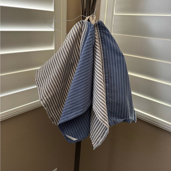 Anthropologie Trudy Dish Towel Set of Two - Picture 2 of 6